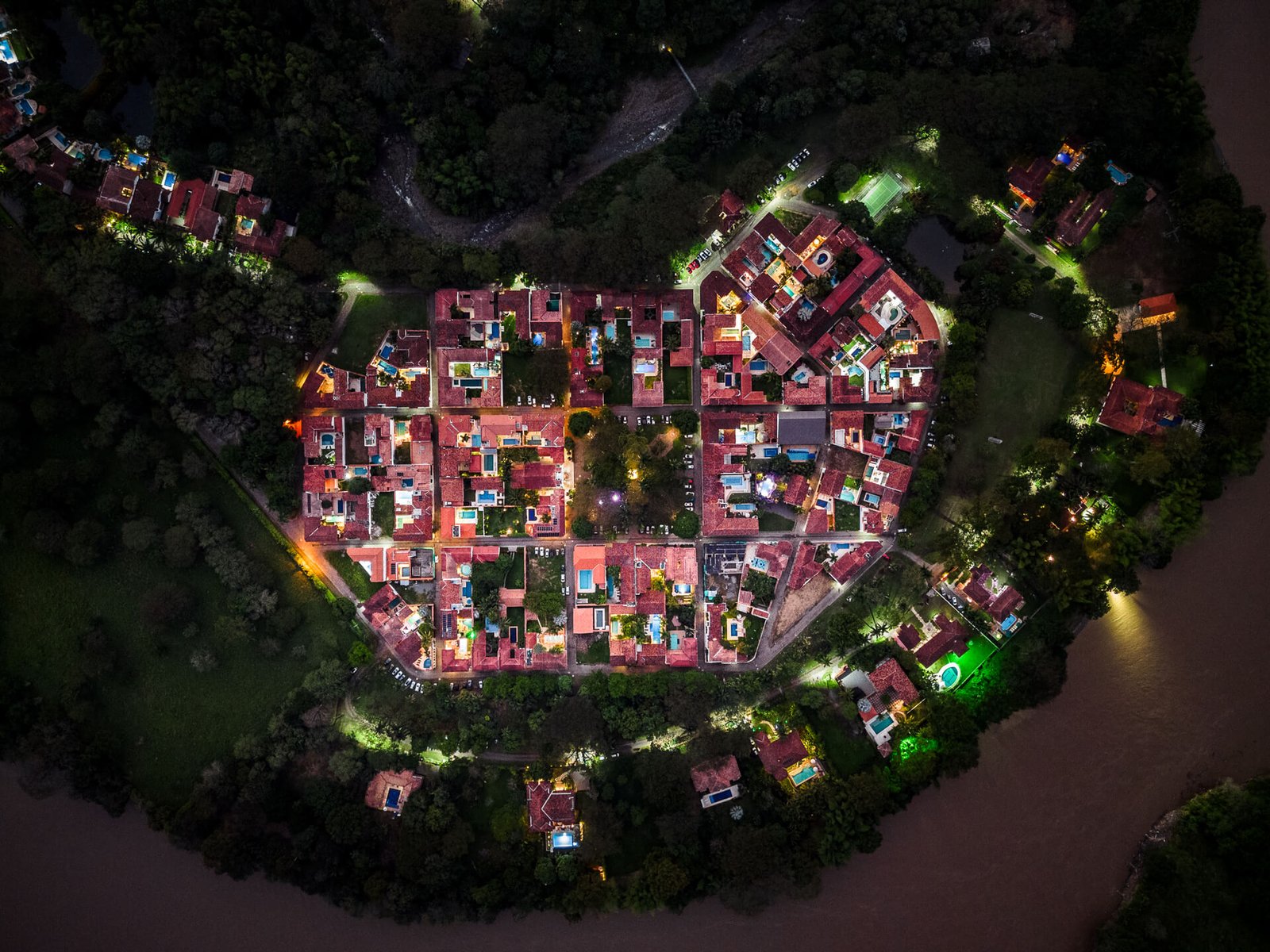 Cauca Viejo de noche