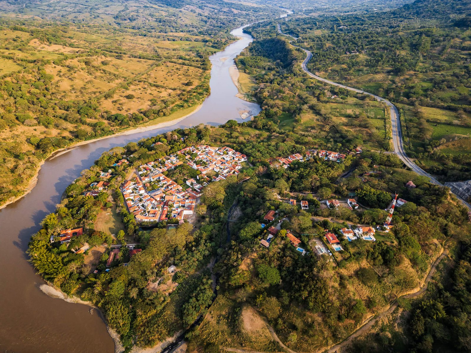 Foto panorámica Cauca Viejo